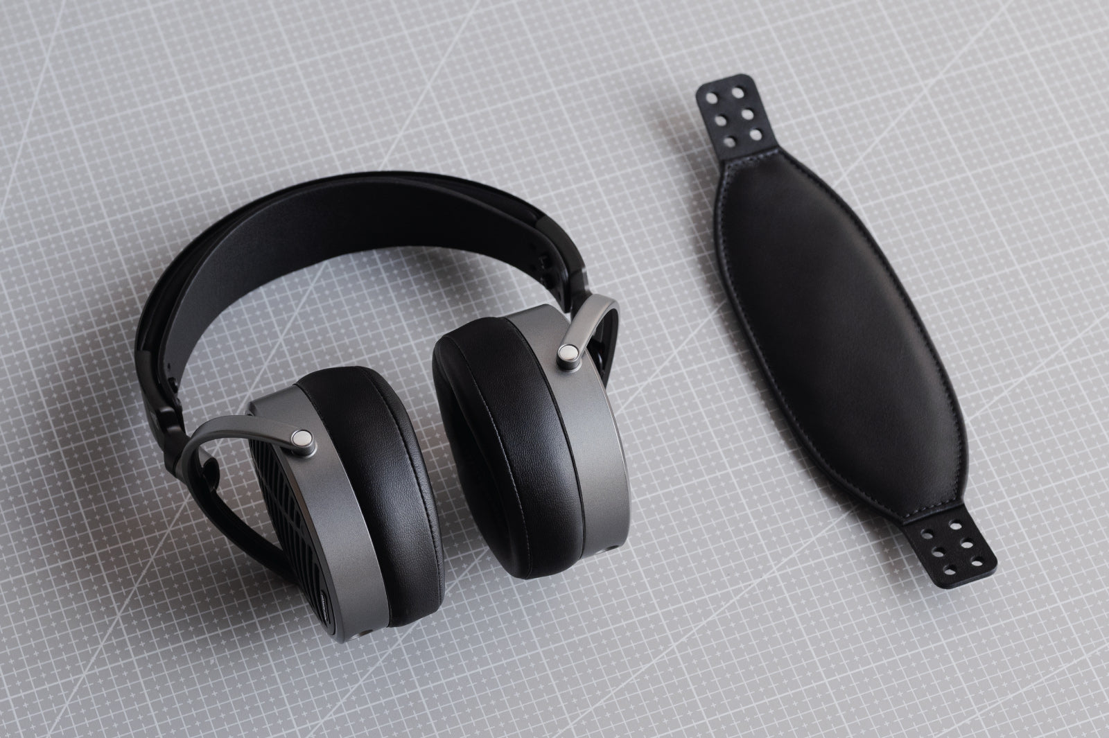 Audeze Maxwell / MM-100 Headband Installation