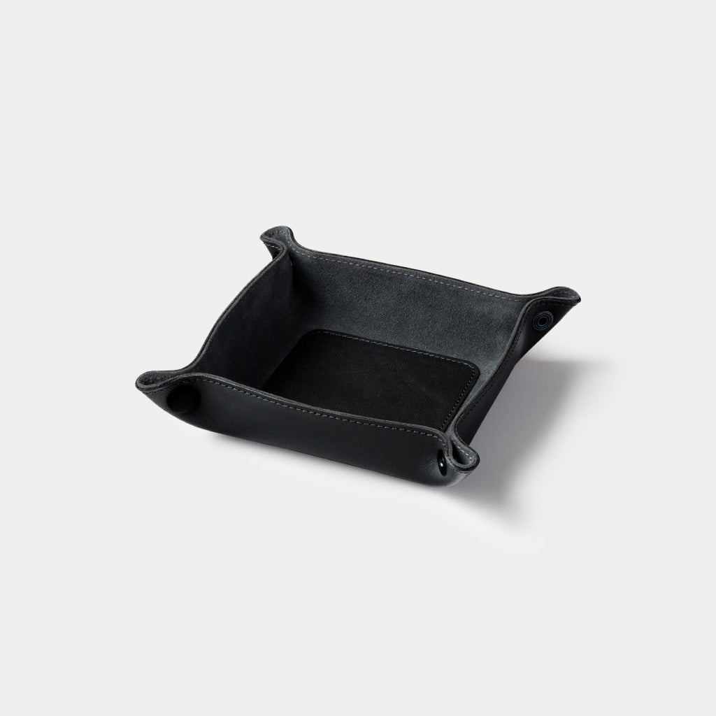 Tray